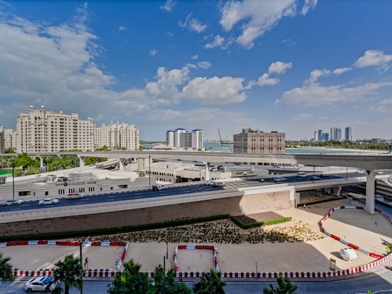 Exclusively Listed Penthouse with a Private Pool, picture 24