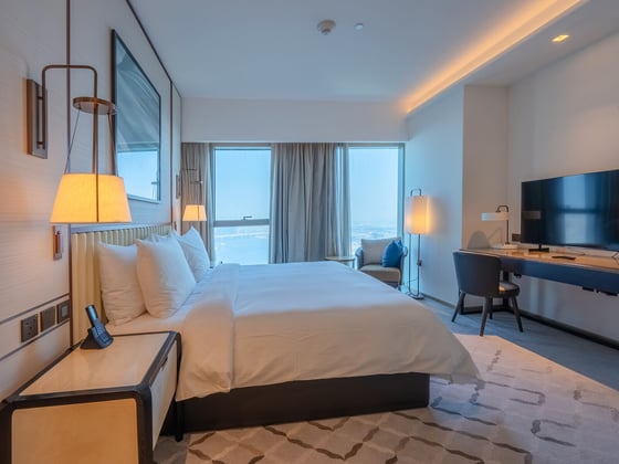 Stunning 2-Bed Apartment | Dubai Creek Harbour, picture 9