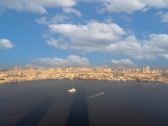 Stunning 2-Bed Apartment | Dubai Creek Harbour, picture 18