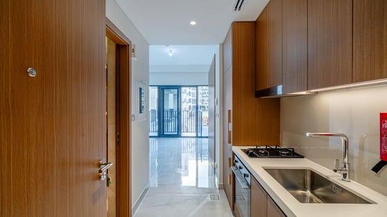 Brand New Studio | Pool View | Ready to move in, picture 4