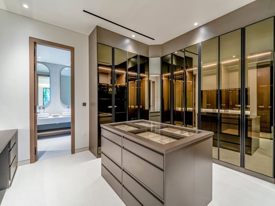 Stunning 4-Bed Custom Made Fully Furnished Villa, picture 23