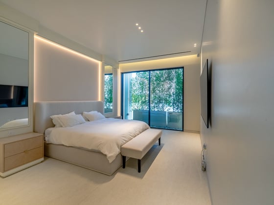 Stunning 4-Bed Custom Made Fully Furnished Villa, picture 20