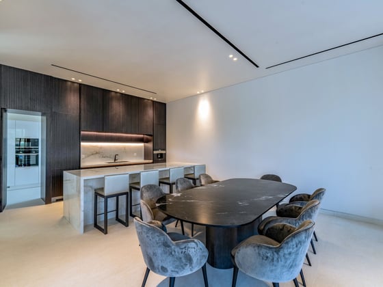 Stunning 4-Bed Custom Made Fully Furnished Villa, picture 11