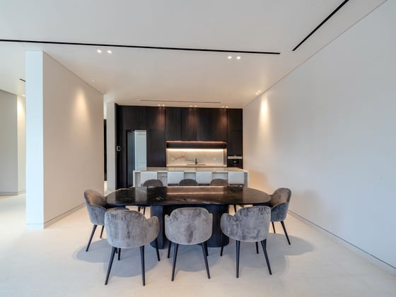 Stunning 4-Bed Custom Made Fully Furnished Villa, picture 10