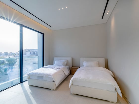 Stunning 4-Bed Custom Made Fully Furnished Villa, picture 27