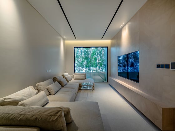 Stunning 4-Bed Custom Made Fully Furnished Villa, picture 38