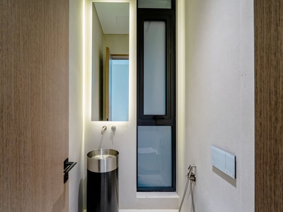 Stunning 4-Bed Custom Made Fully Furnished Villa, picture 17