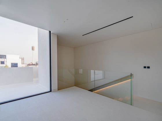 Stunning 4-Bed Custom Made Fully Furnished Villa, picture 19