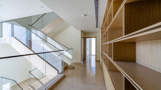 Prime Internal Position | A Refined Family Villa, picture 13