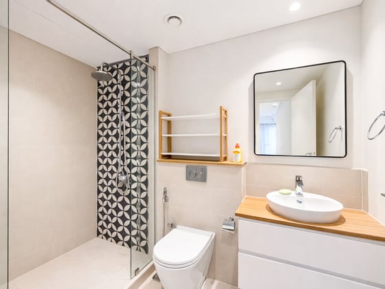 Skyline Living | Modern 2BR in Dubai Hills, picture 9