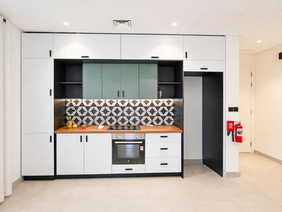 Skyline Living | Modern 2BR in Dubai Hills, picture 5