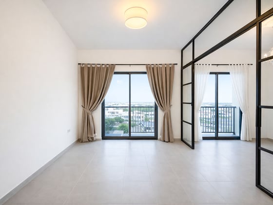 Skyline Living | Modern 2BR in Dubai Hills, picture 4