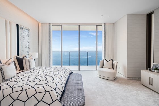 Exquisite Private Home by Award-Winning Designer, picture 25