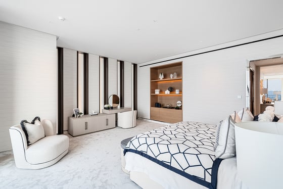 Exquisite Private Home by Award-Winning Designer, picture 27