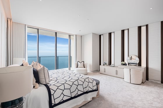 Exquisite Private Home by Award-Winning Designer, picture 24