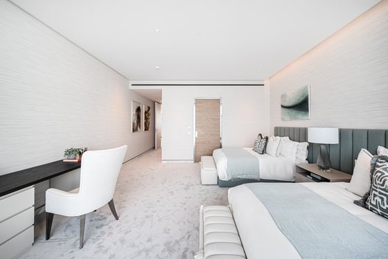 Exquisite Private Home by Award-Winning Designer, picture 9