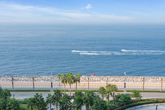 Exquisite Private Home by Award-Winning Designer, picture 7