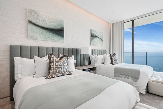 Exquisite Private Home by Award-Winning Designer, picture 14