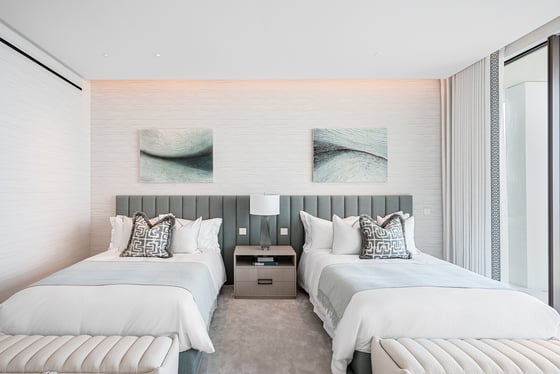 Exquisite Private Home by Award-Winning Designer, picture 15