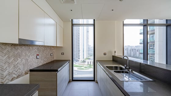 Creek Views | Exclusive | Two Bedrooms, picture 7