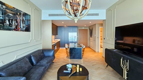 Stunning Waterfront Apartment | 2 Beds | Beach Vista, picture 3