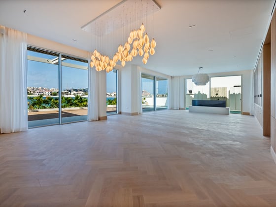 Exclusively Listed | High No | Vacant, picture 5