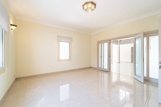 Private Pool | Lakeside Luxury | Available Now, picture 13