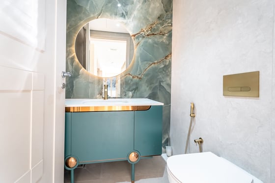 Private Pool | Lakeside Luxury | Available Now, picture 18