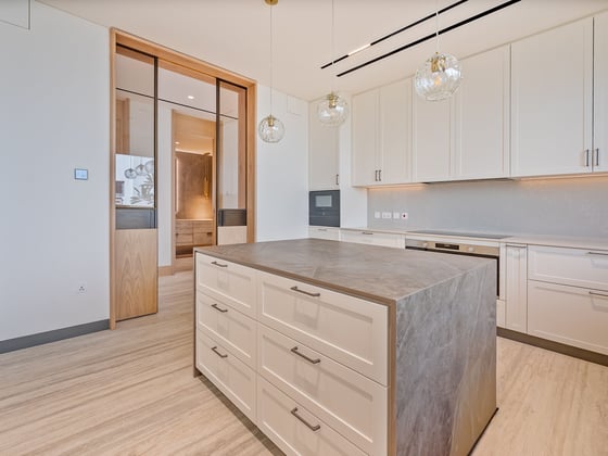 Exclusively Listed | High No | Vacant, picture 18