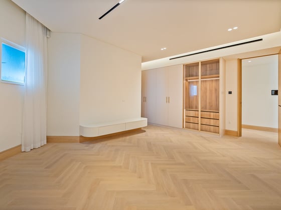 Exclusively Listed | High No | Vacant, picture 10