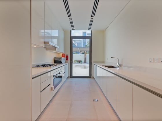 Luxury 4-Bed Villa | District One | MBR City, picture 17