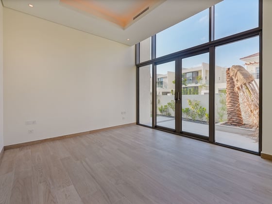 Luxury 4-Bed Villa | District One | MBR City, picture 6