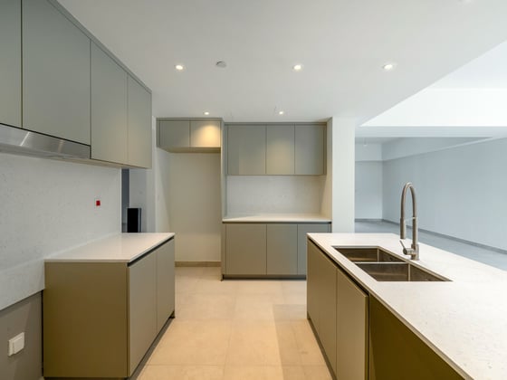 Luxury 4-Bed Apartment | Burj Al Arab View, picture 8