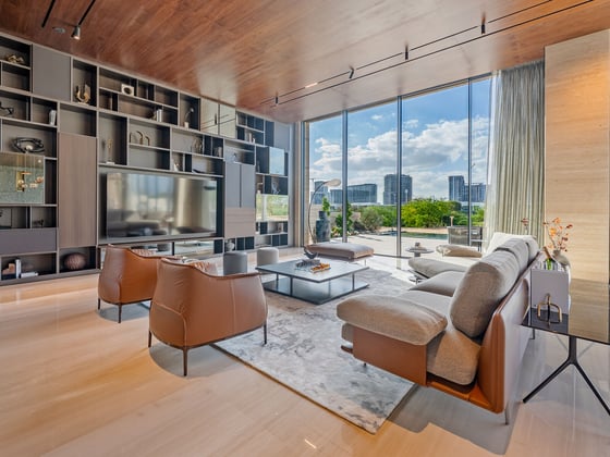 Fully Furnished | Luxurious Villa | Prime Location, picture 6