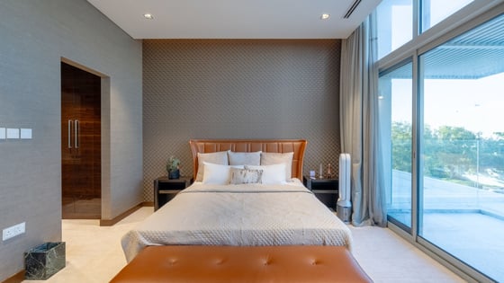 Refined Family-Friendly Villa in District One, picture 17