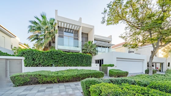 Refined Family-Friendly Villa in District One, picture 32