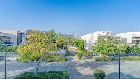 Refined Family-Friendly Villa in District One, picture 25