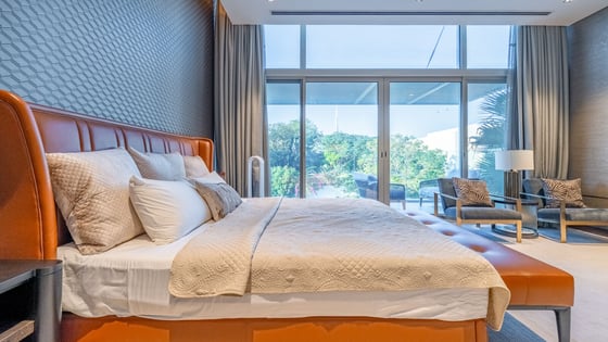 Refined Family-Friendly Villa in District One, picture 18