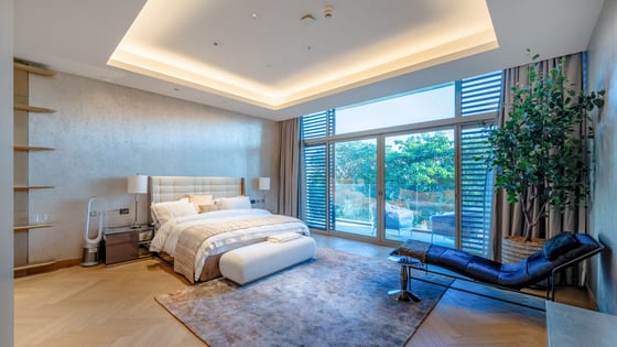 Refined Family-Friendly Villa in District One, picture 13