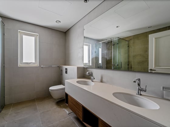 Skyline Haven | Spacious Villa | Premium Location, picture 14