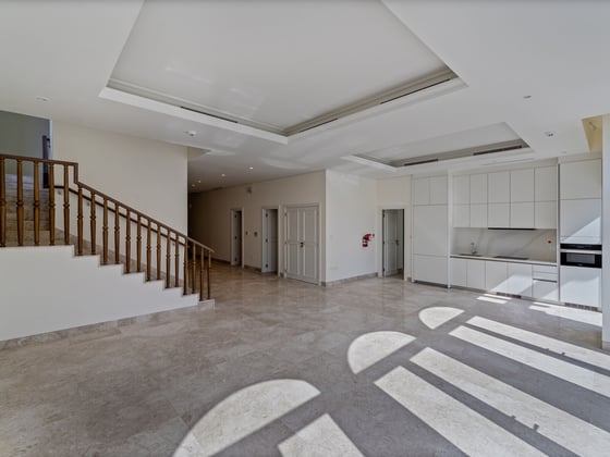 Skyline Haven | Spacious Villa | Premium Location, picture 2