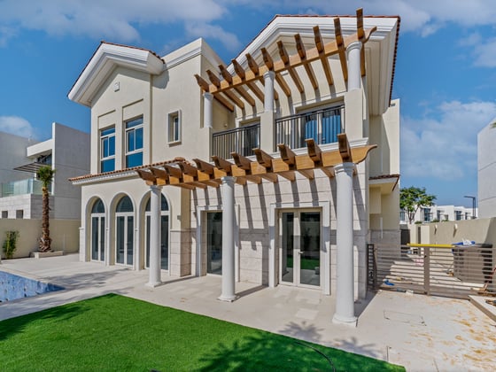 Skyline Haven | Spacious Villa | Premium Location, picture 1