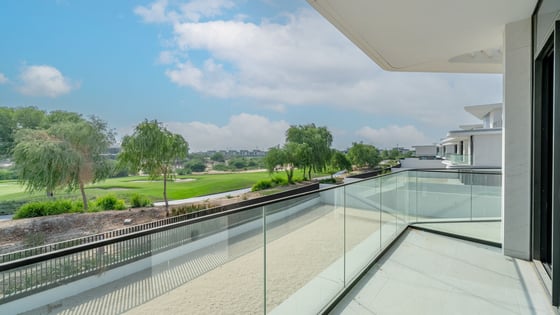 Stunning Contemporary Villa with Golf Views, picture 31