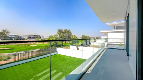 Stunning Contemporary Villa with Golf Views, picture 32