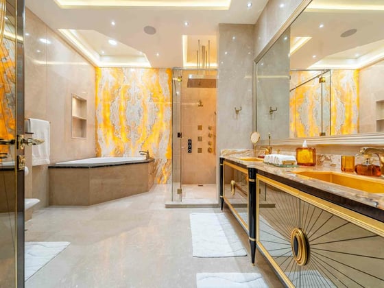 Expansive Luxury Mansion | Full Lake View, picture 12