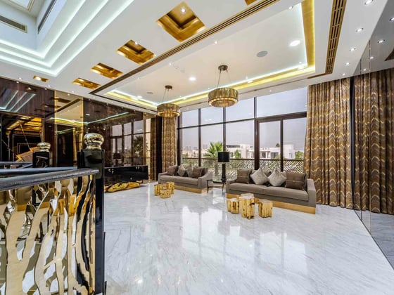 Expansive Luxury Mansion | Full Lake View, picture 14