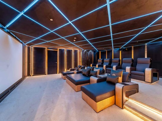 Expansive Luxury Mansion | Full Lake View, picture 23