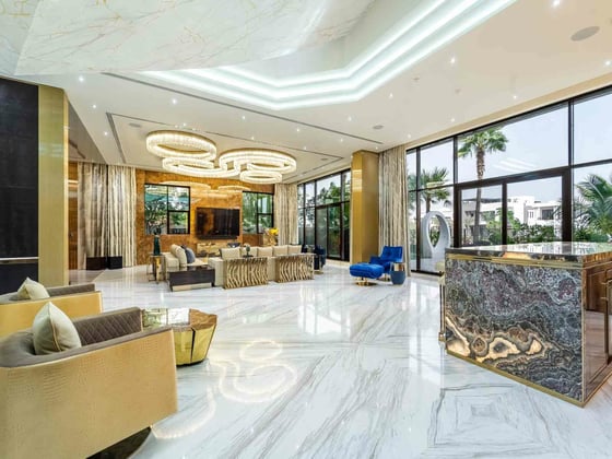 Expansive Luxury Mansion | Full Lake View, picture 5