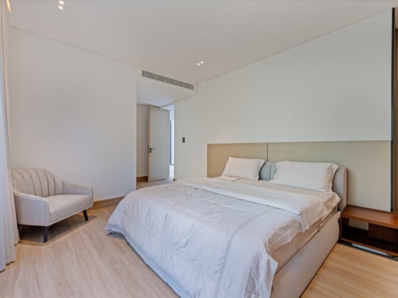 Ultra-Luxury Extended Palm Jumeirah Villa, picture 16