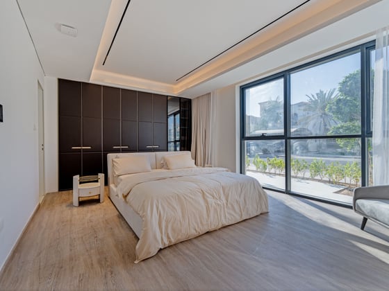 Ultra-Luxury Extended Palm Jumeirah Villa, picture 14